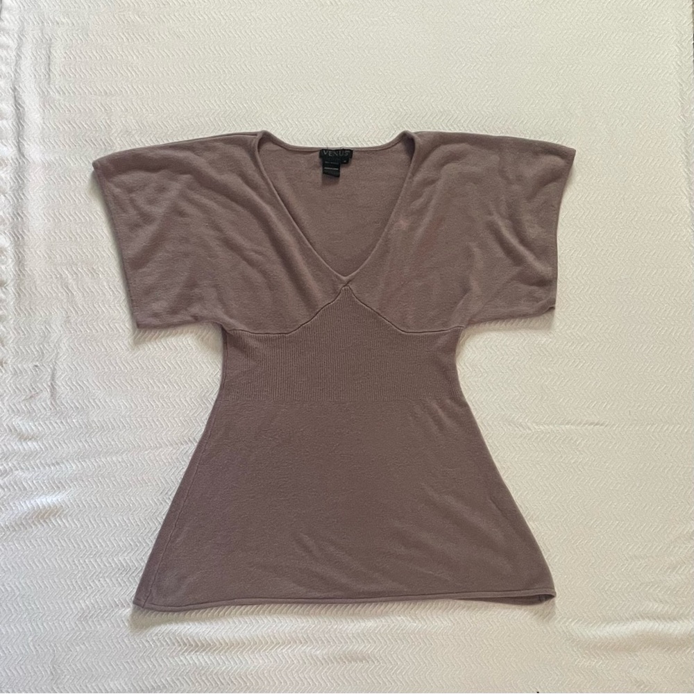Mauve Venus V-neck short sleeve top